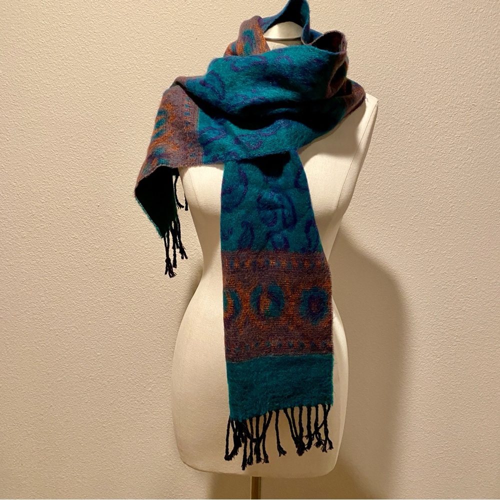 New York Studio Y2K Made in‎ Italy Scarf with Paisley Pattern